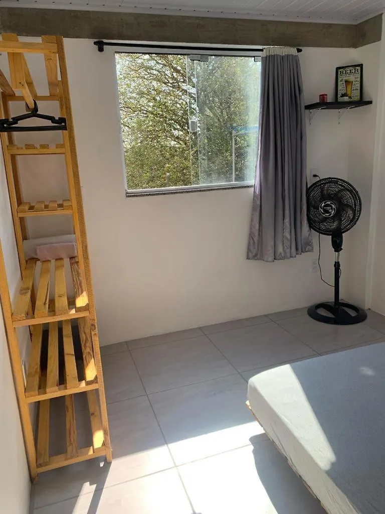 Quarto Privativo Poucos Minutos Da Vila Germanica Oktoberfest Blumenau 0*,  Brazilië